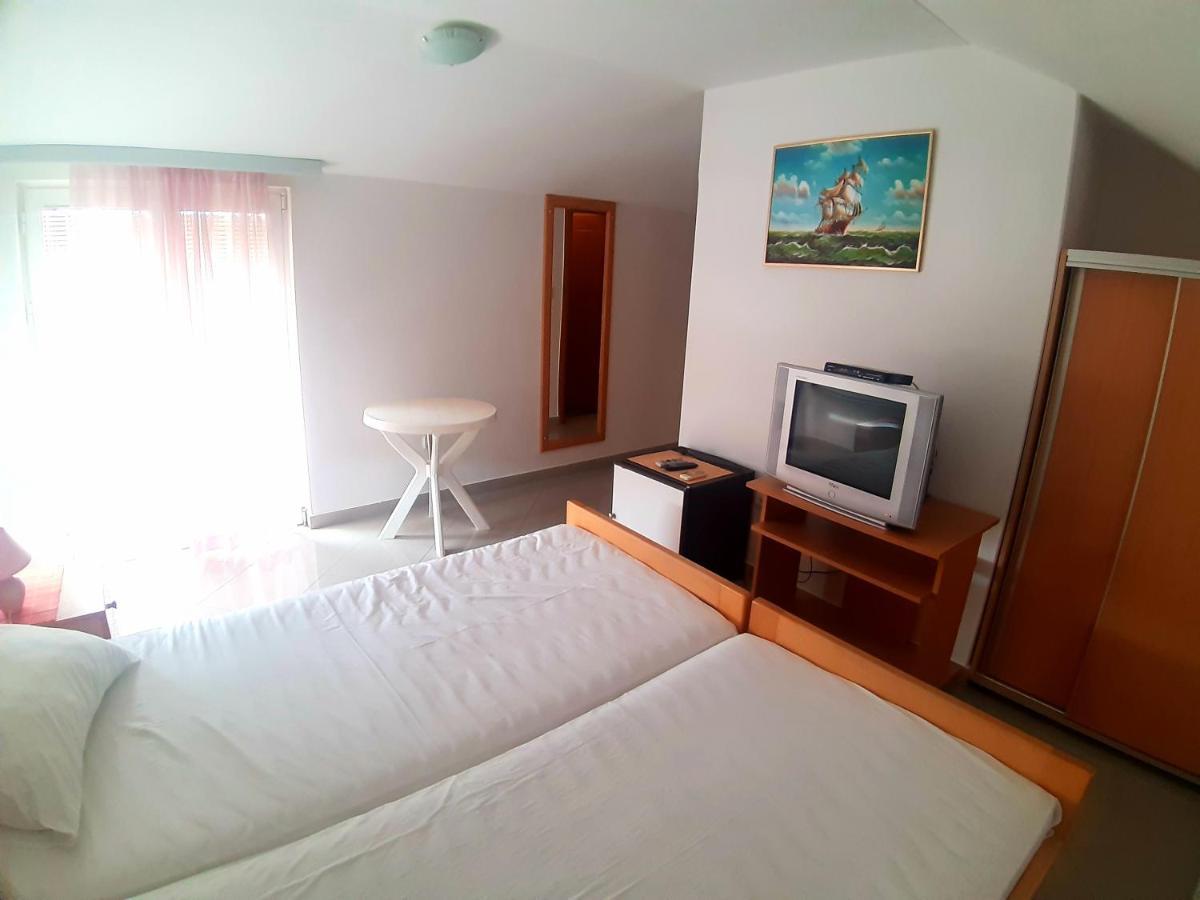 Parapid Budva